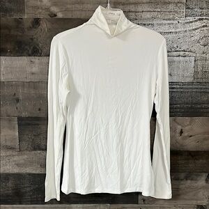 Women’s White Turtle Neck Top